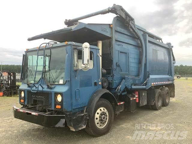 Mack MR688S 垃圾車