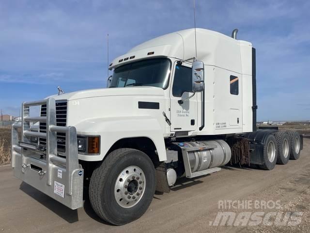 Mack PI86T 曳引機組件