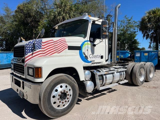 Mack Pinnacle 曳引機組件