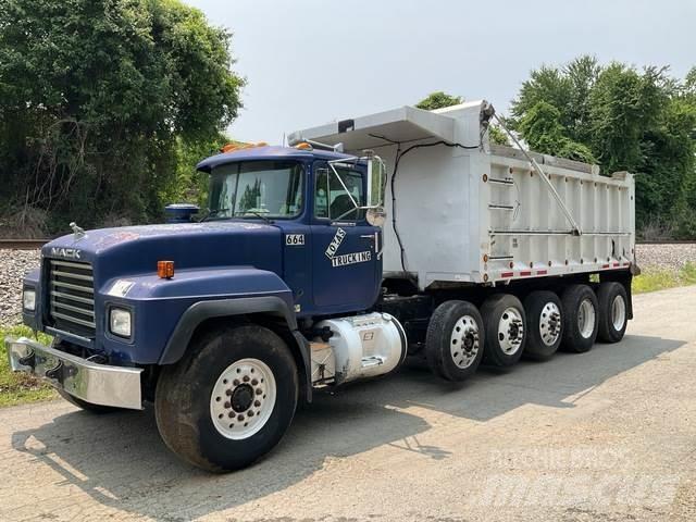 Mack RD688S 傾卸式卡車
