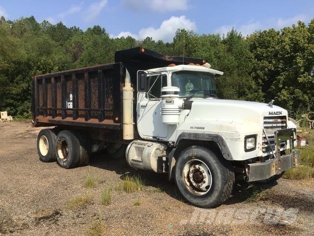 Mack RD688S 傾卸式卡車