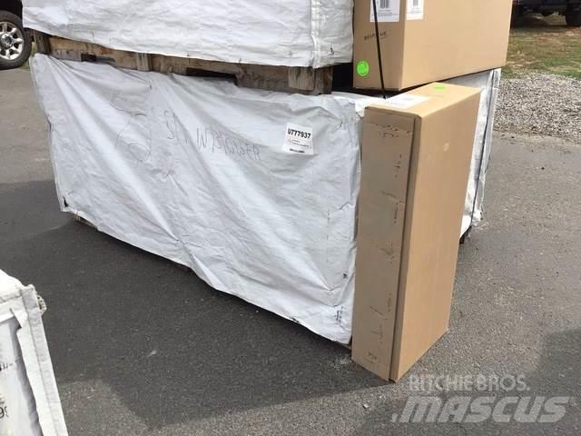 Mahindra  其他路面和雪地機械