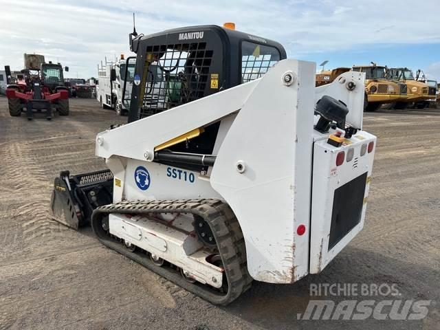 Manitou 1050RT 滑移轉向裝載機