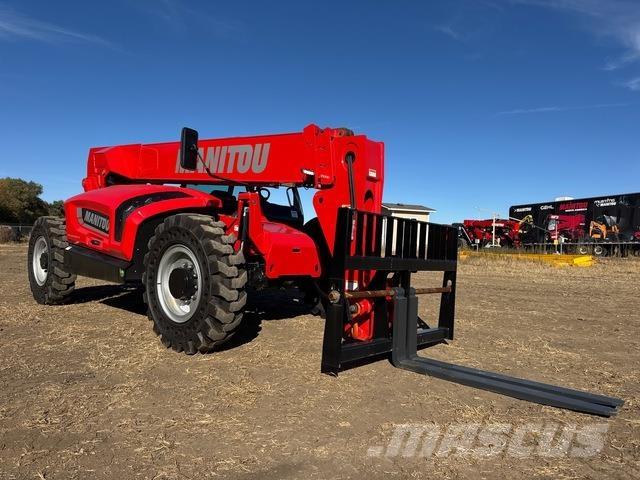 Manitou MTA842 伸縮臂操作車