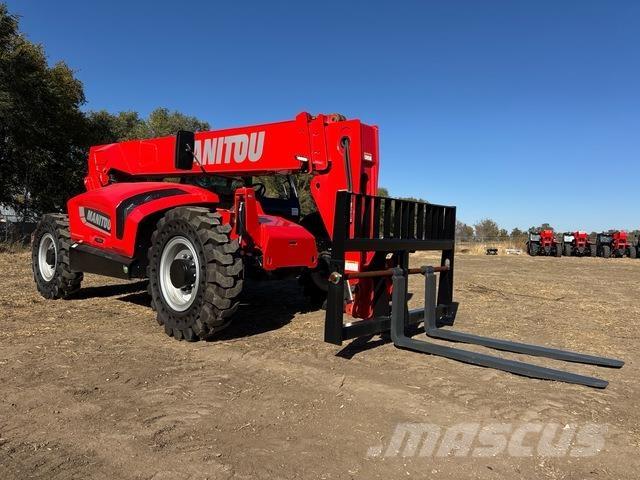 Manitou MTA842 伸縮臂操作車