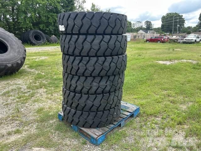  Maxam MS701 輪胎、車輪和輪圈