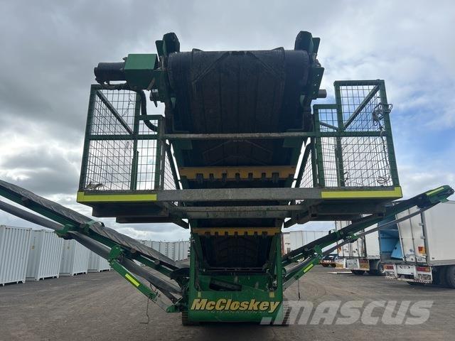 McCloskey R70 篩分機