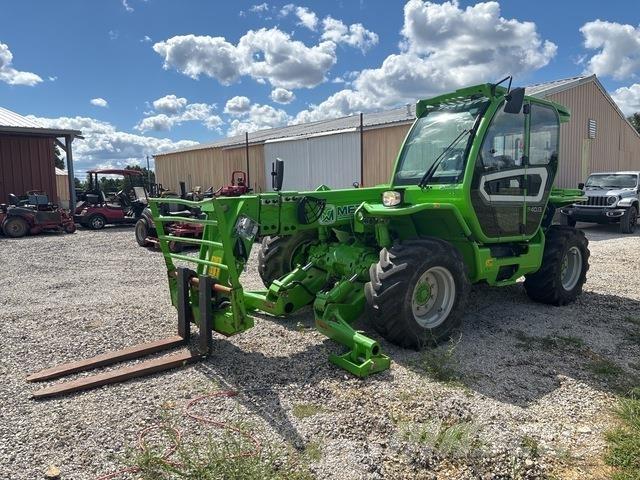 Merlo P40.13 伸縮臂操作車