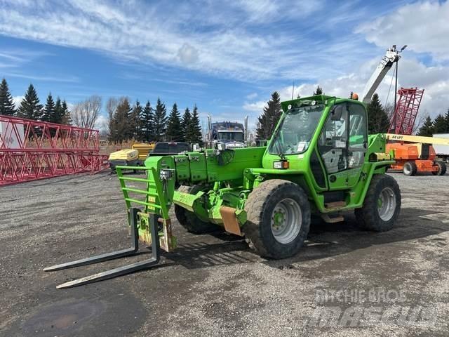 Merlo P40.17 伸縮臂操作車