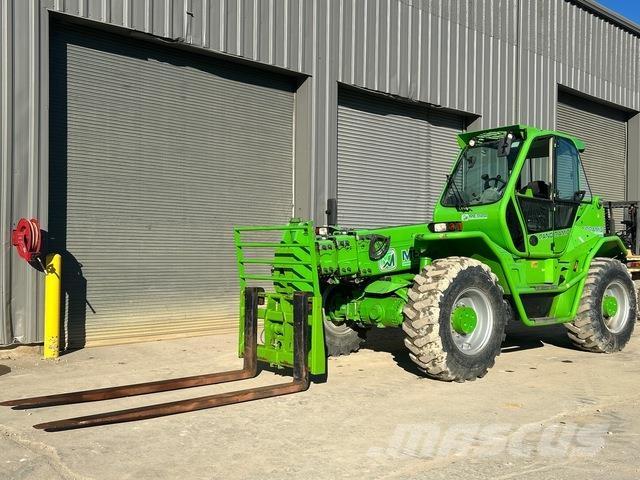 Merlo P50.18US 伸縮臂操作車
