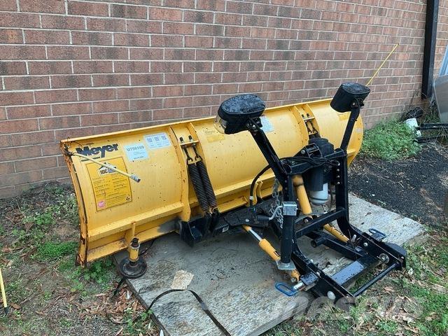 Meyer LP8.5 刮雪板和犁