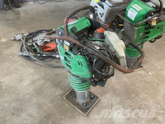 Mikasa MTX70HD 砸道機/夯實機