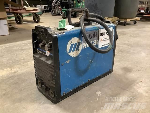 Miller CST-280 焊接機