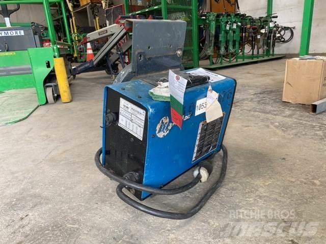 Miller CST 282 焊接機