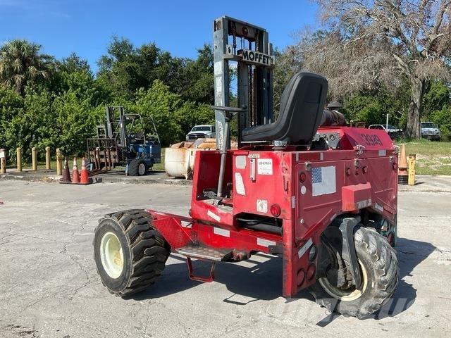 Moffett M5000 卡車載式堆高機