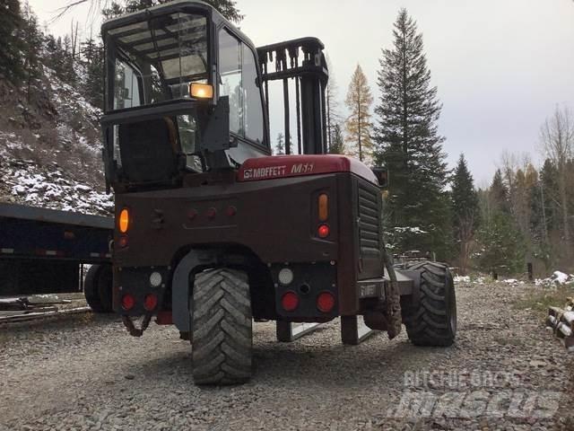 Moffett M55 卡車載式堆高機