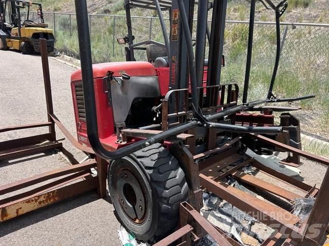 Moffett M55.4 卡車載式堆高機