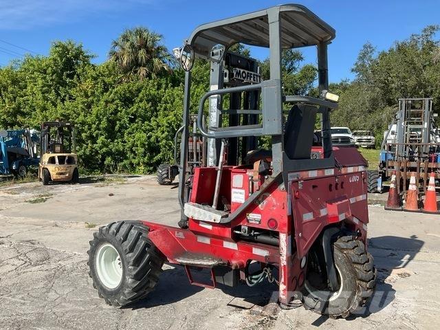 Moffett M5500 卡車載式堆高機