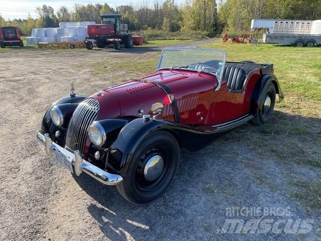 Morgan Plus 4 汽車