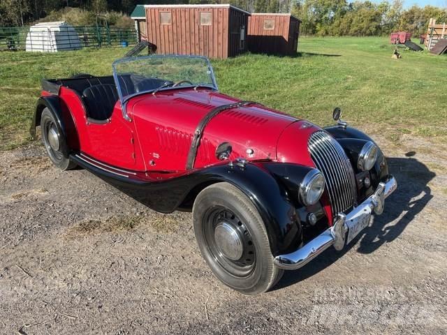 Morgan Plus 4 汽車