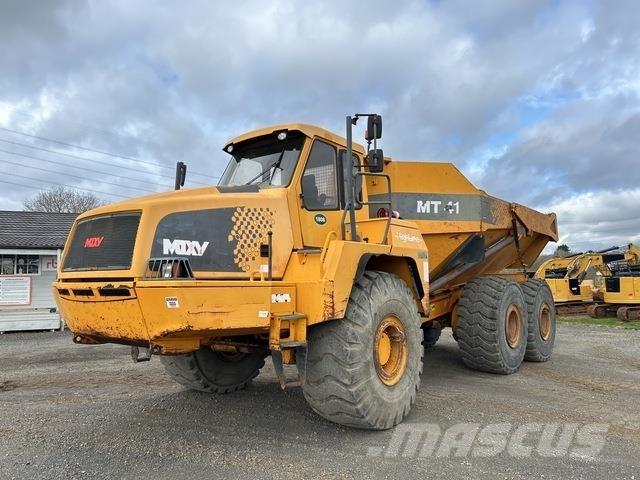 Moxy MT 41 鉸接式起吊車