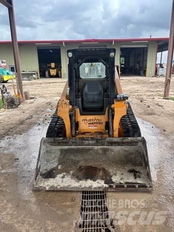 Mustang 1650RT 滑移轉向裝載機