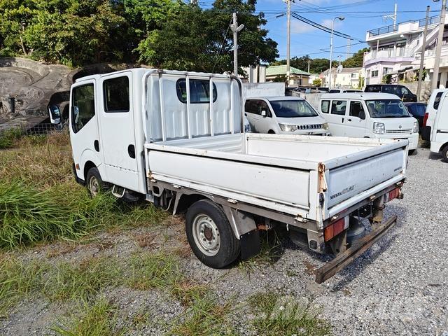 Nissan ATLAS 平板式/側卸式卡車