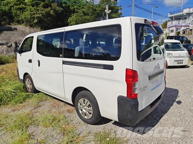 Nissan Caravan 迷你巴士