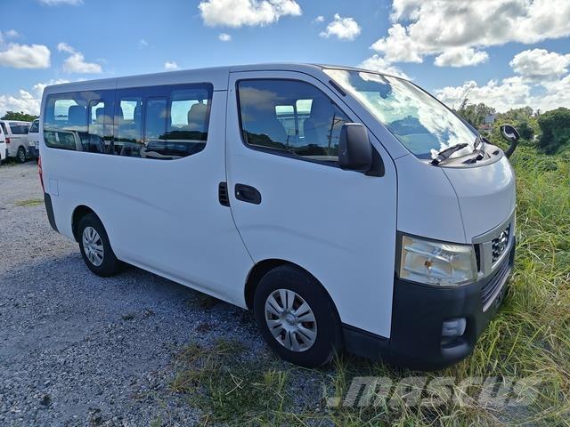 Nissan Caravan 迷你巴士