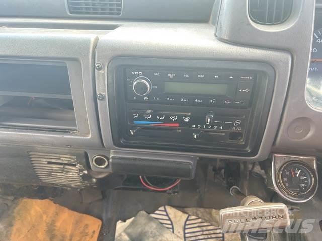 Nissan Condor 傾卸式卡車
