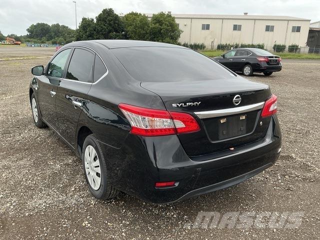 Nissan SYLPHY 汽車
