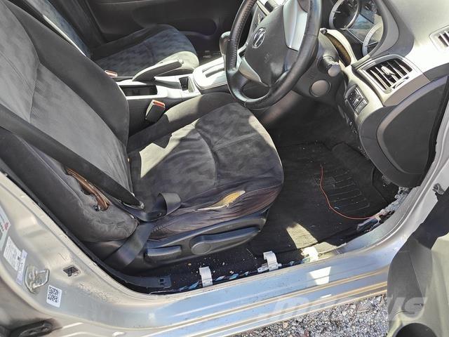 Nissan SYLPHY 汽車