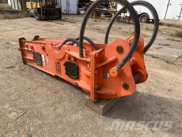 NPK GH-12 鐵鎚/碎石機