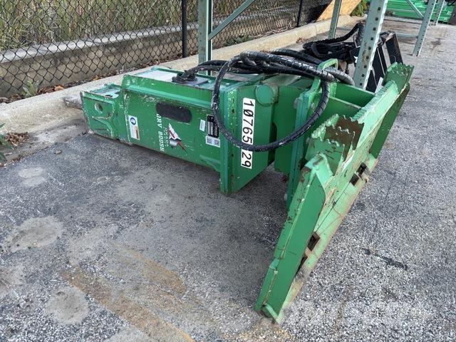 Okada ORV800SH 鐵鎚/碎石機