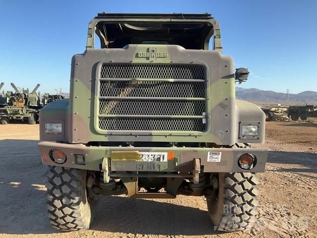 Oshkosh AMK29 傾卸式卡車