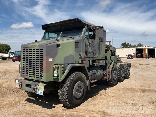 Oshkosh M1070 救援車