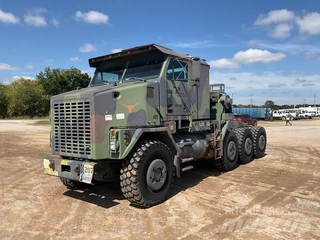 Oshkosh M1070 救援車