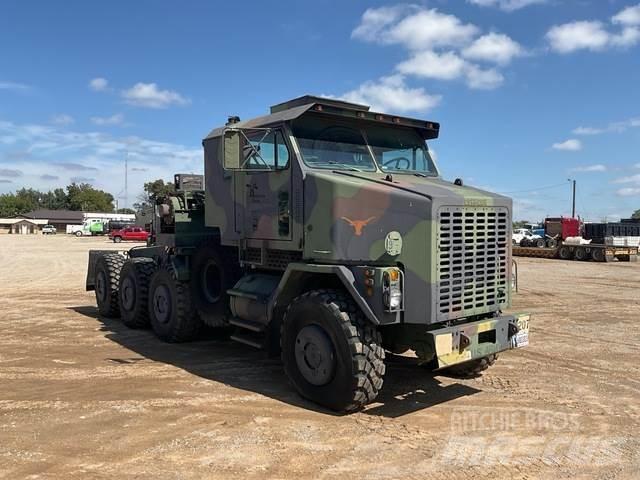 Oshkosh M1070 救援車