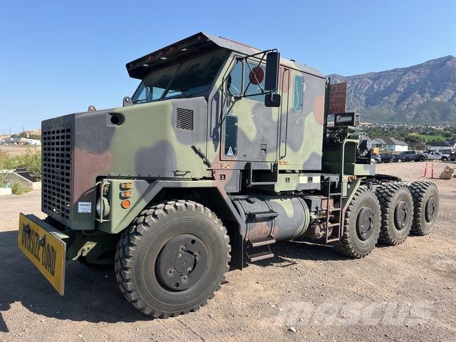 Oshkosh M1070 救援車