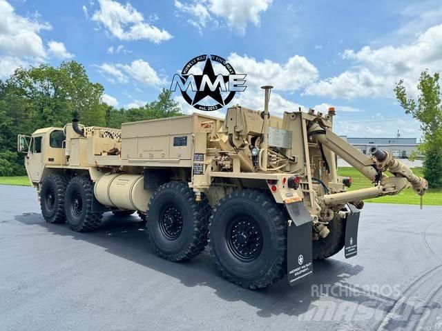Oshkosh M984E1 救援車