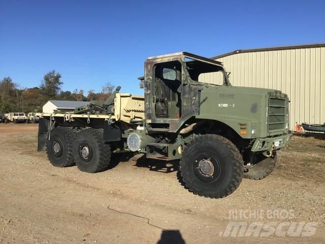 Oshkosh MTVR 貨箱式卡車