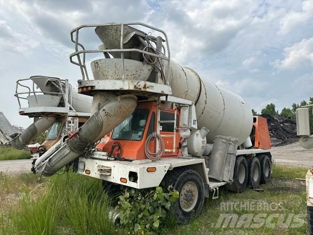 Oshkosh S2346 其他貨車