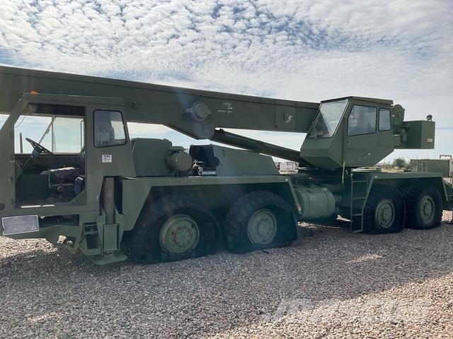 P&H HSHMC-25 履帶式起重機