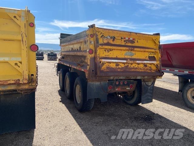 Peerless  傾卸式拖車