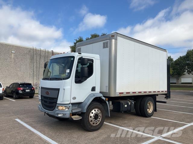 Peterbilt 220 貨箱式卡車