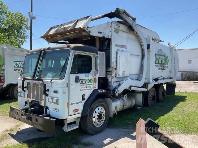 Peterbilt 320 垃圾車