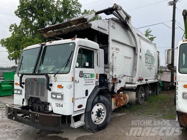 Peterbilt 320 垃圾車