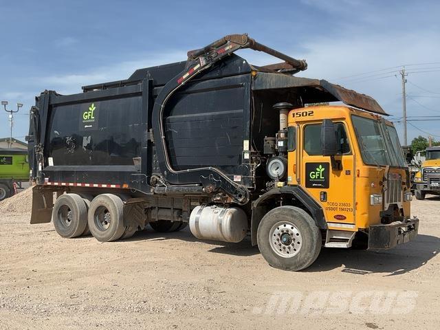 Peterbilt 320 垃圾車