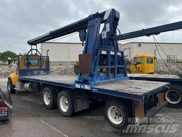 Peterbilt 335 其他貨車