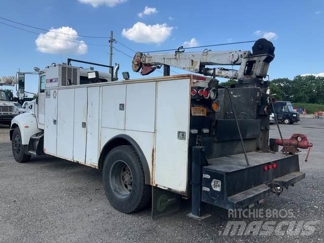Peterbilt 335 都市/通用型車輛